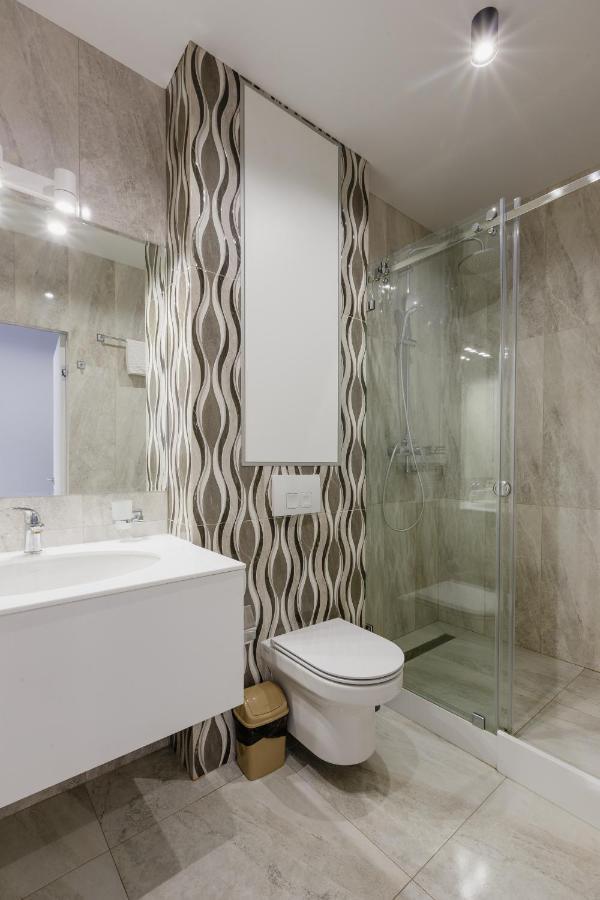 Viktory 5 в, 21 Floor, *